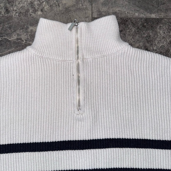 Mango Cropped Quarter Zip Sweatshirt Size Large - Picture 3 of 6